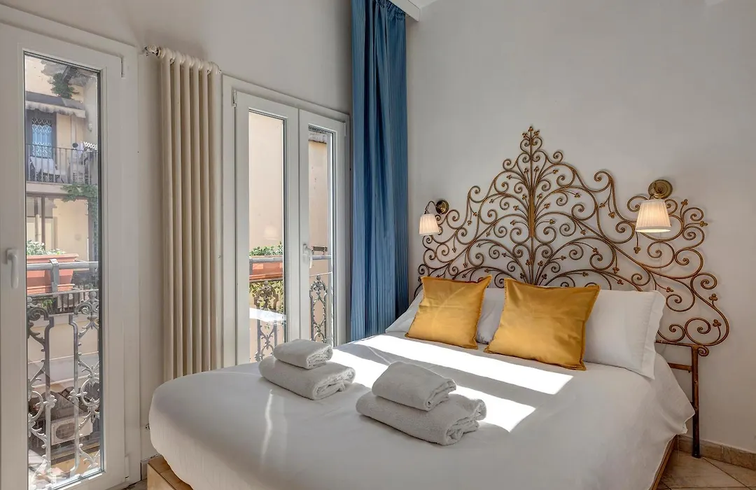 Taddeo Apartement By Mamo Florence-1